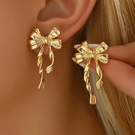 Elegant Golden-Tone Bow & Ribbon Earrings