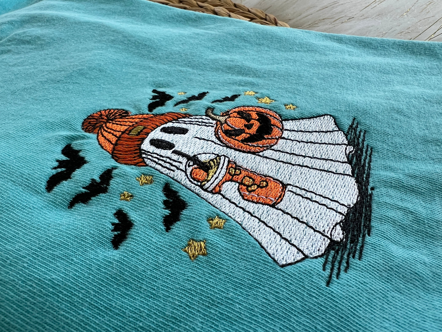 Halloween Ghost Embroidery Small Chest Design T-Shirt