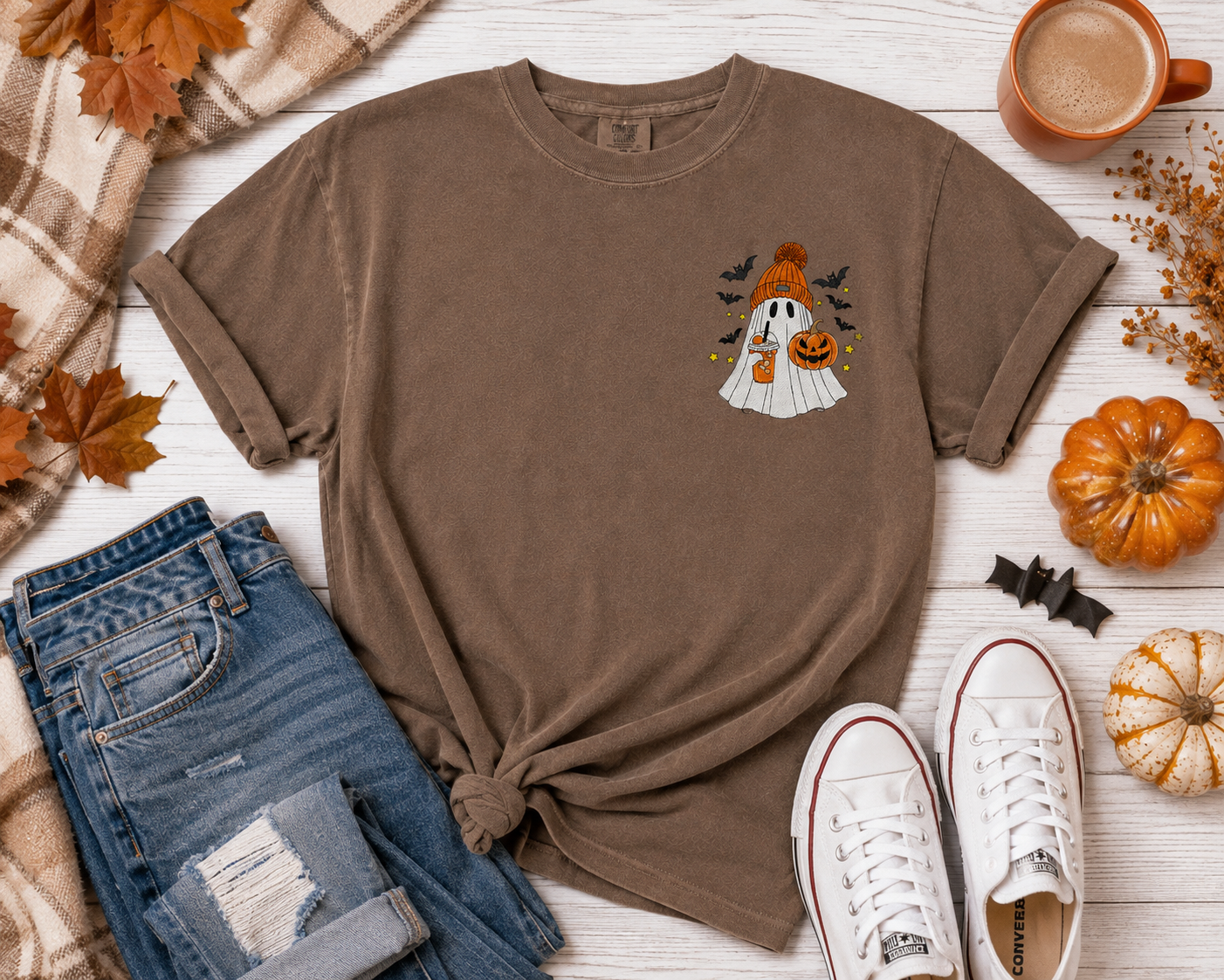Halloween Ghost Embroidery Small Chest Design T-Shirt