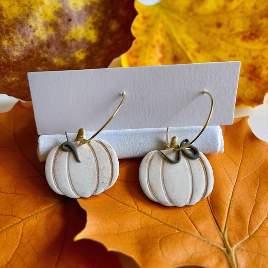WHITE PUMPKIN HOOP EARRINGS